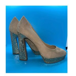 GUC Elle Elegant Beige and Gold Glitter Heels
